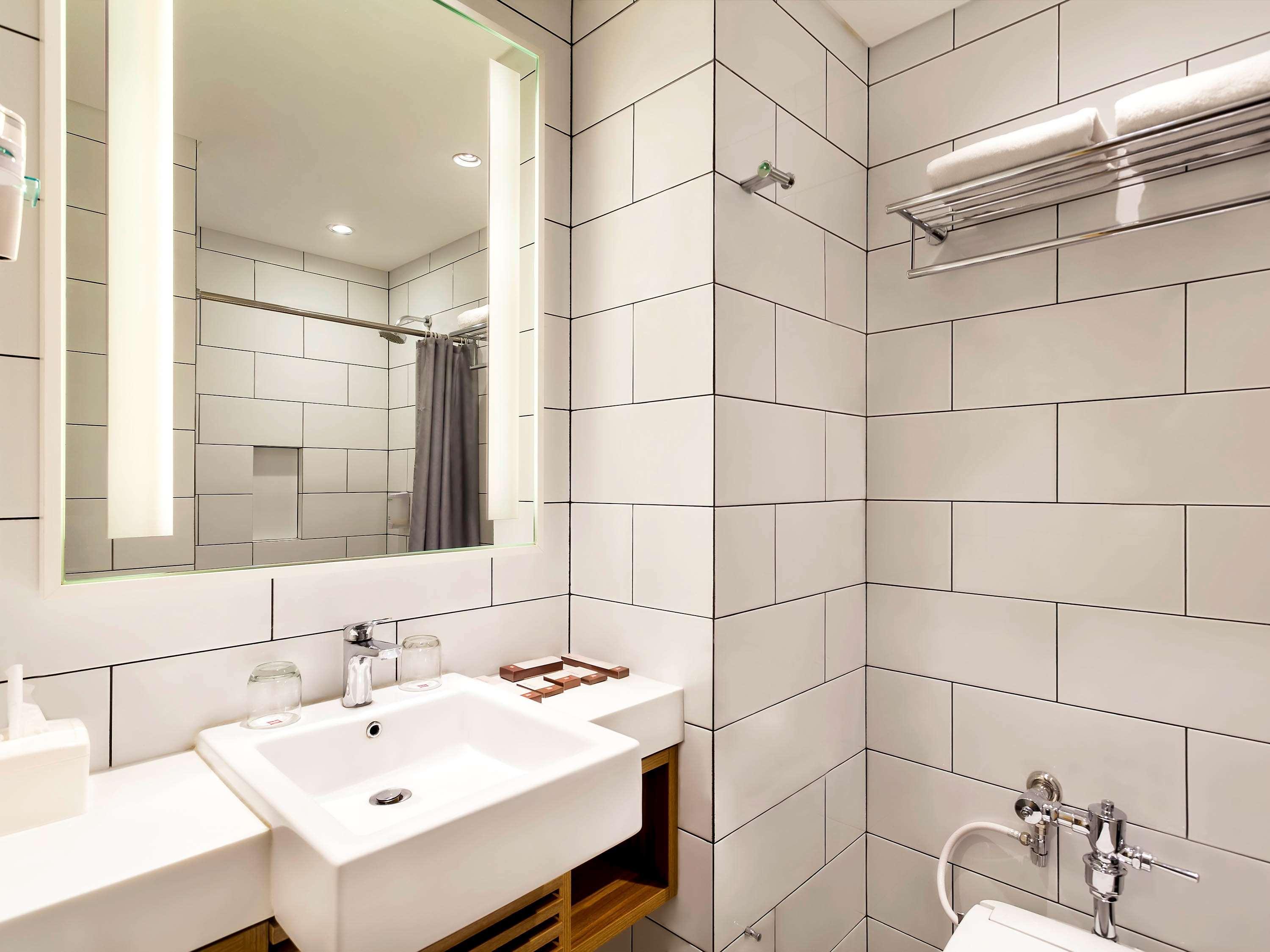 Ibis Jakarta Arcadia Exterior photo
