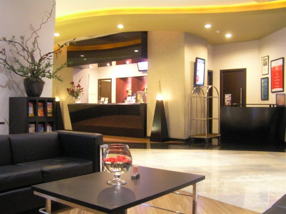 Ibis Jakarta Arcadia Exterior photo